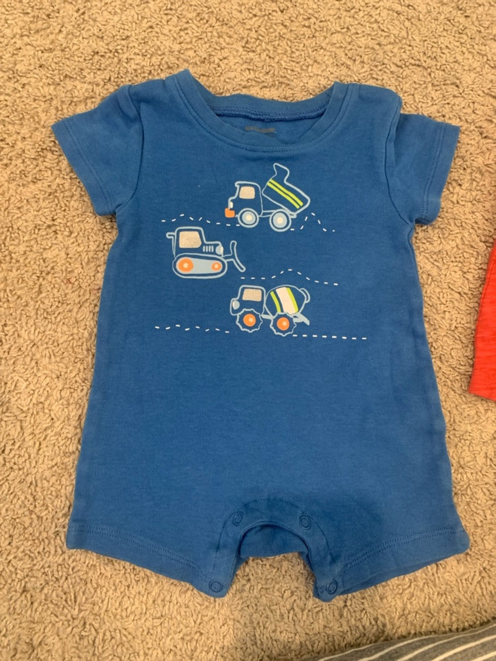 Qty.7  Boy infant Rompers - Picture 4 of 8
